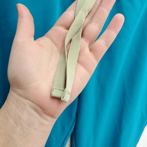 FIGS Set Limited Edition Blue Scrub Top And Scrub Bottoms Pants - Picture 10 of 16